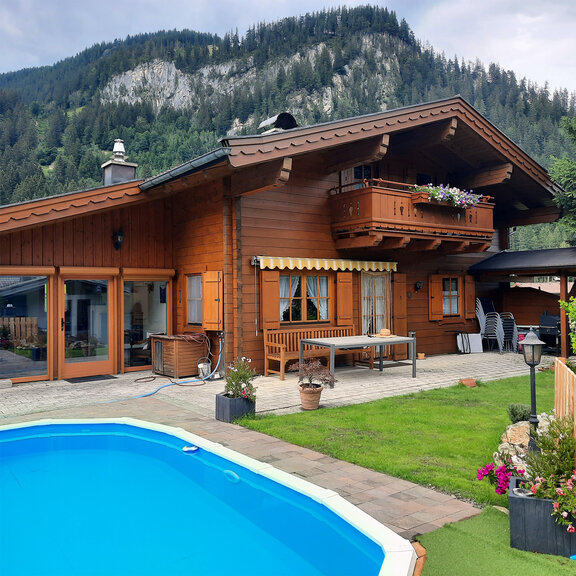 Breitner Chalet Wasserfallblick im Sommer Breitner Chalet Wasserfallblick im Sommer